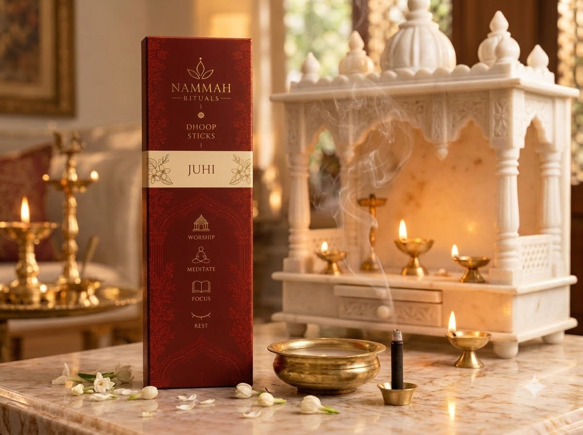 Juhi dhoop sticks, close-up